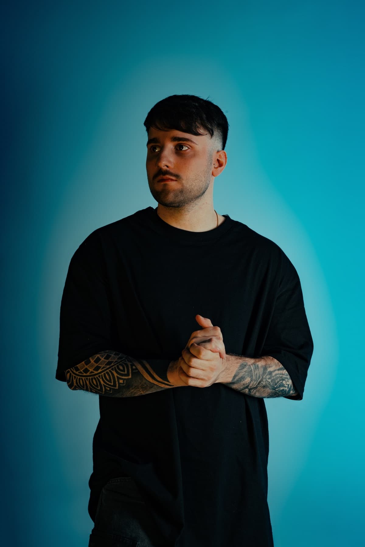 Leo Bellaera press photo 5