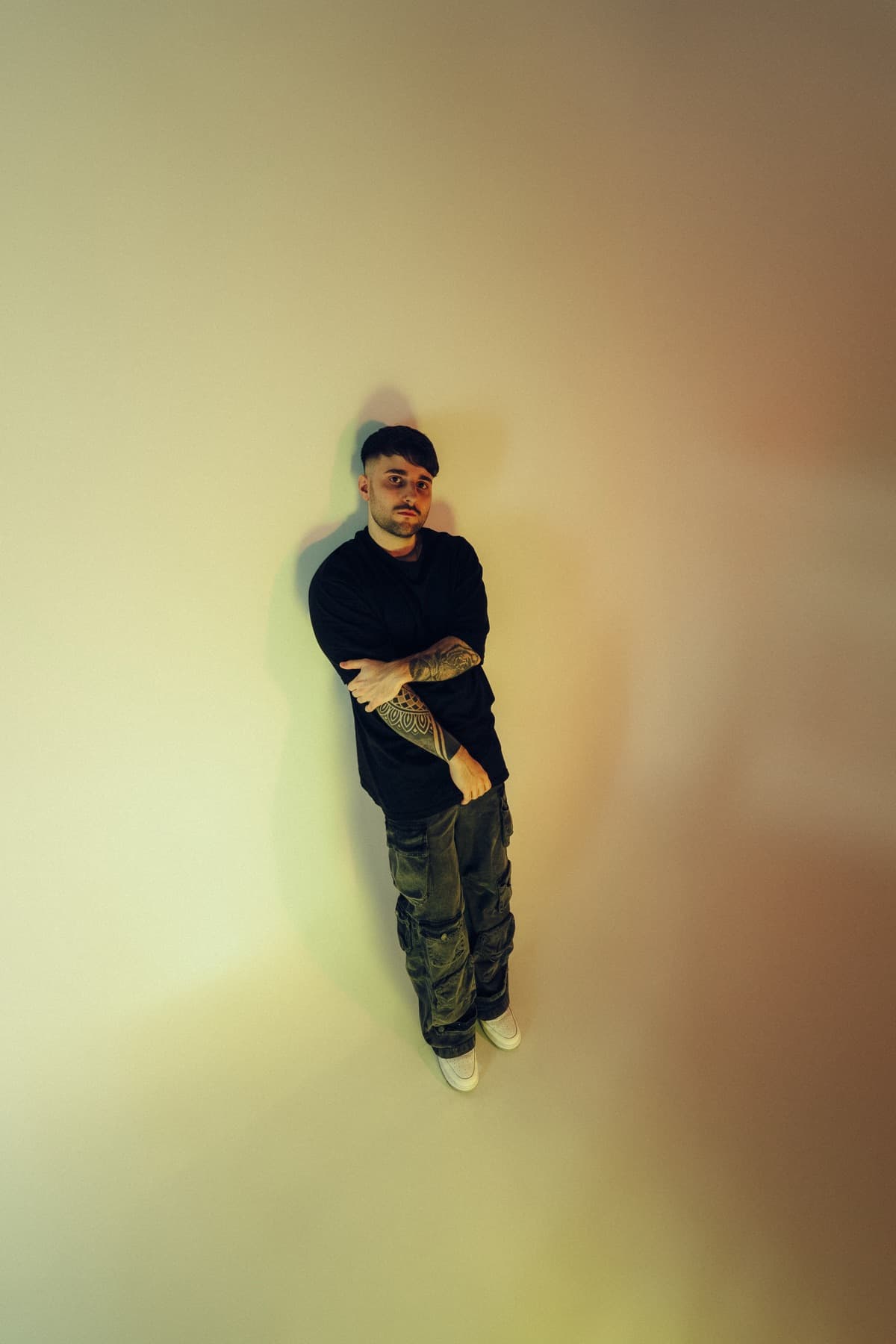 Leo Bellaera press photo 8